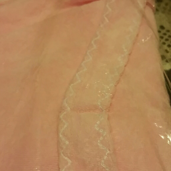 Pink toddler robe - Picture 4 of 4